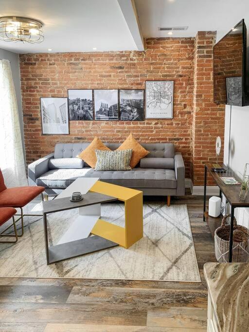 Cozy Modern Apt In The Heart Of Fells Point! Baltimore Exterior photo